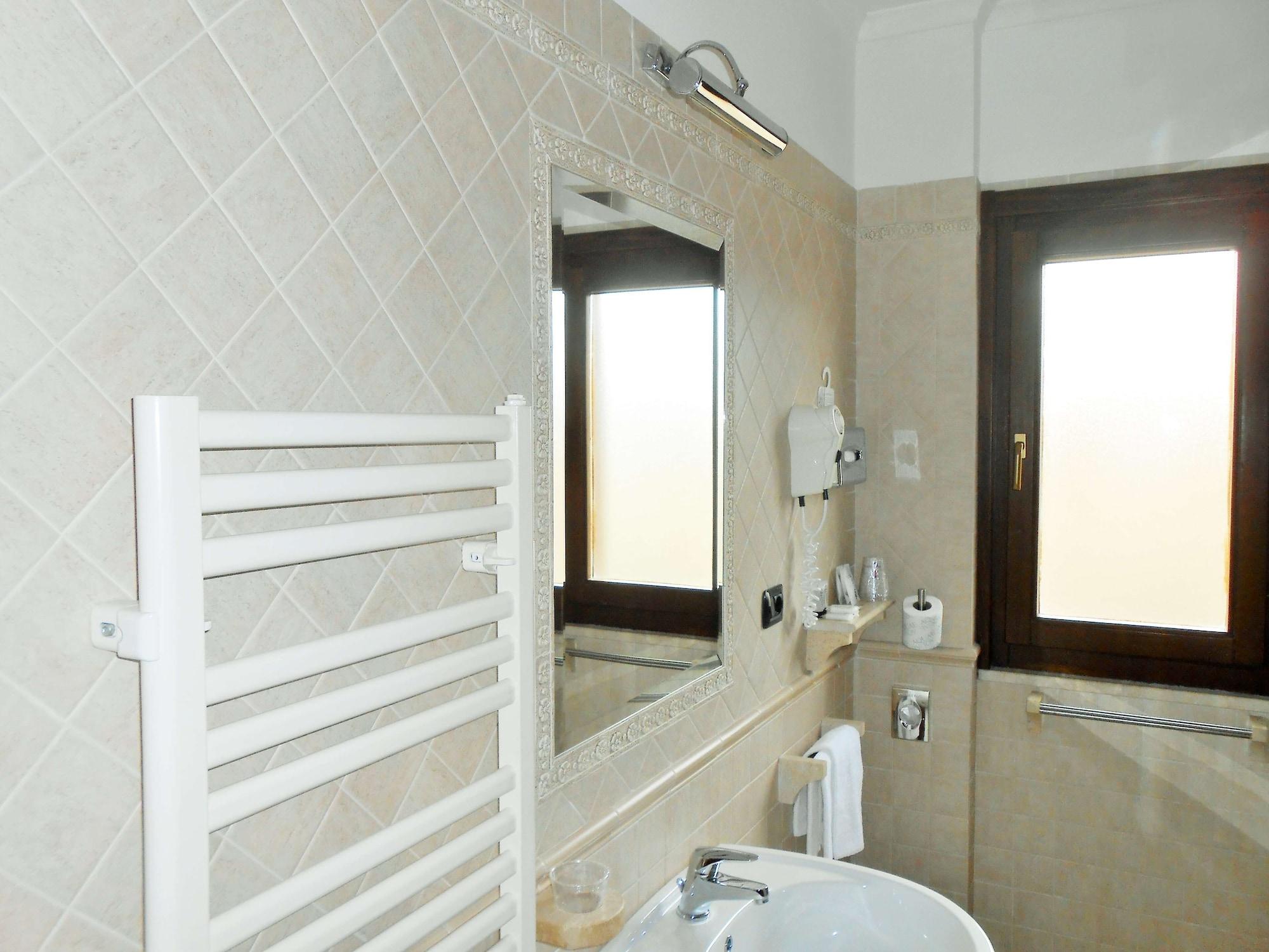 Hotel Riviera Fiumicino Exteriör bild