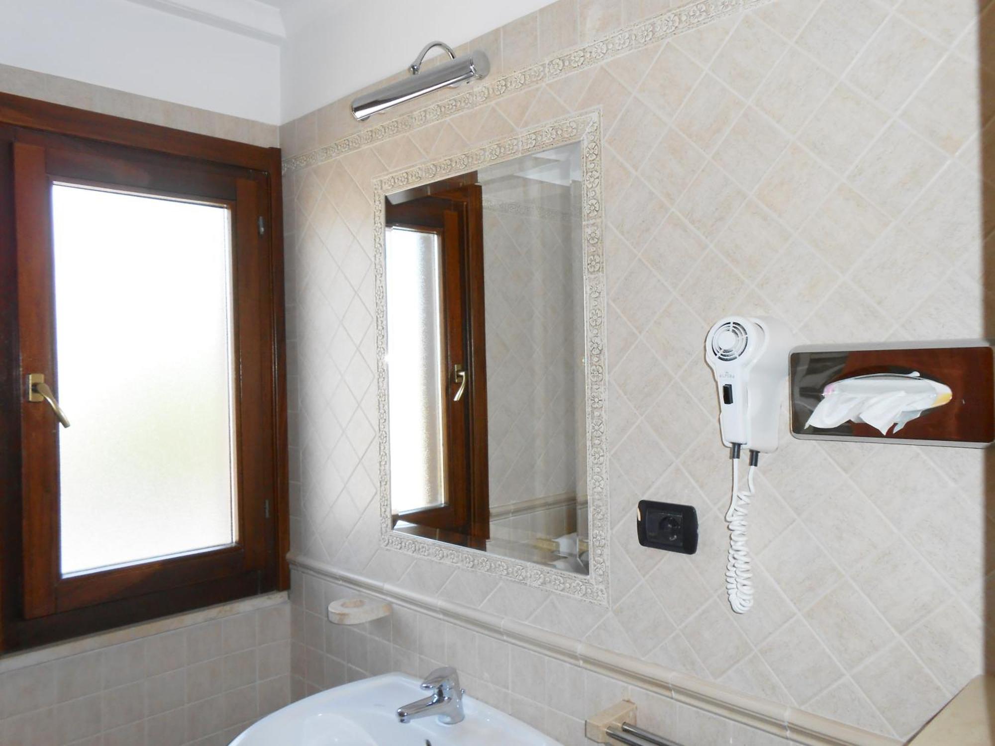 Hotel Riviera Fiumicino Rum bild