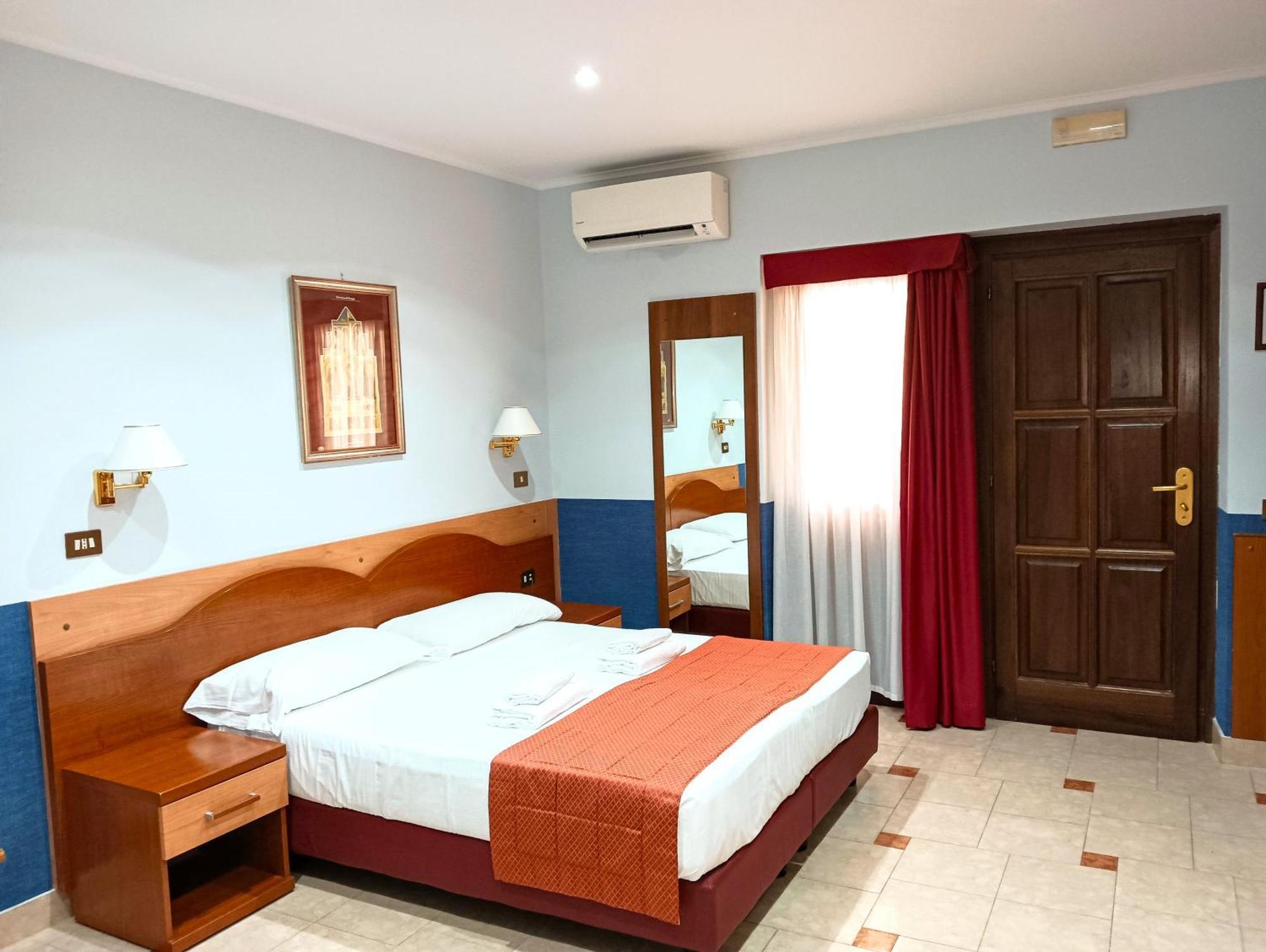 Hotel Riviera Fiumicino Rum bild