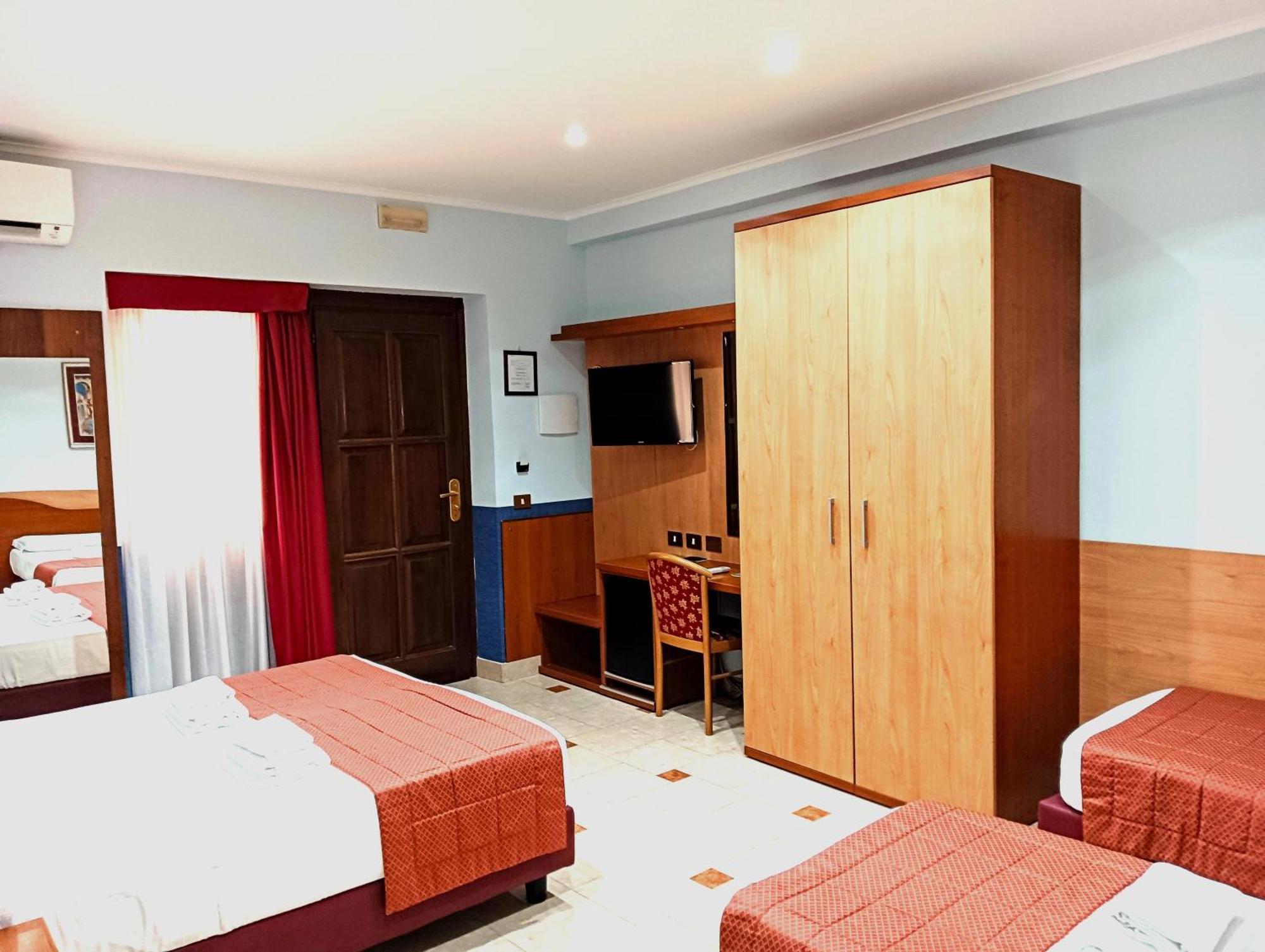 Hotel Riviera Fiumicino Rum bild