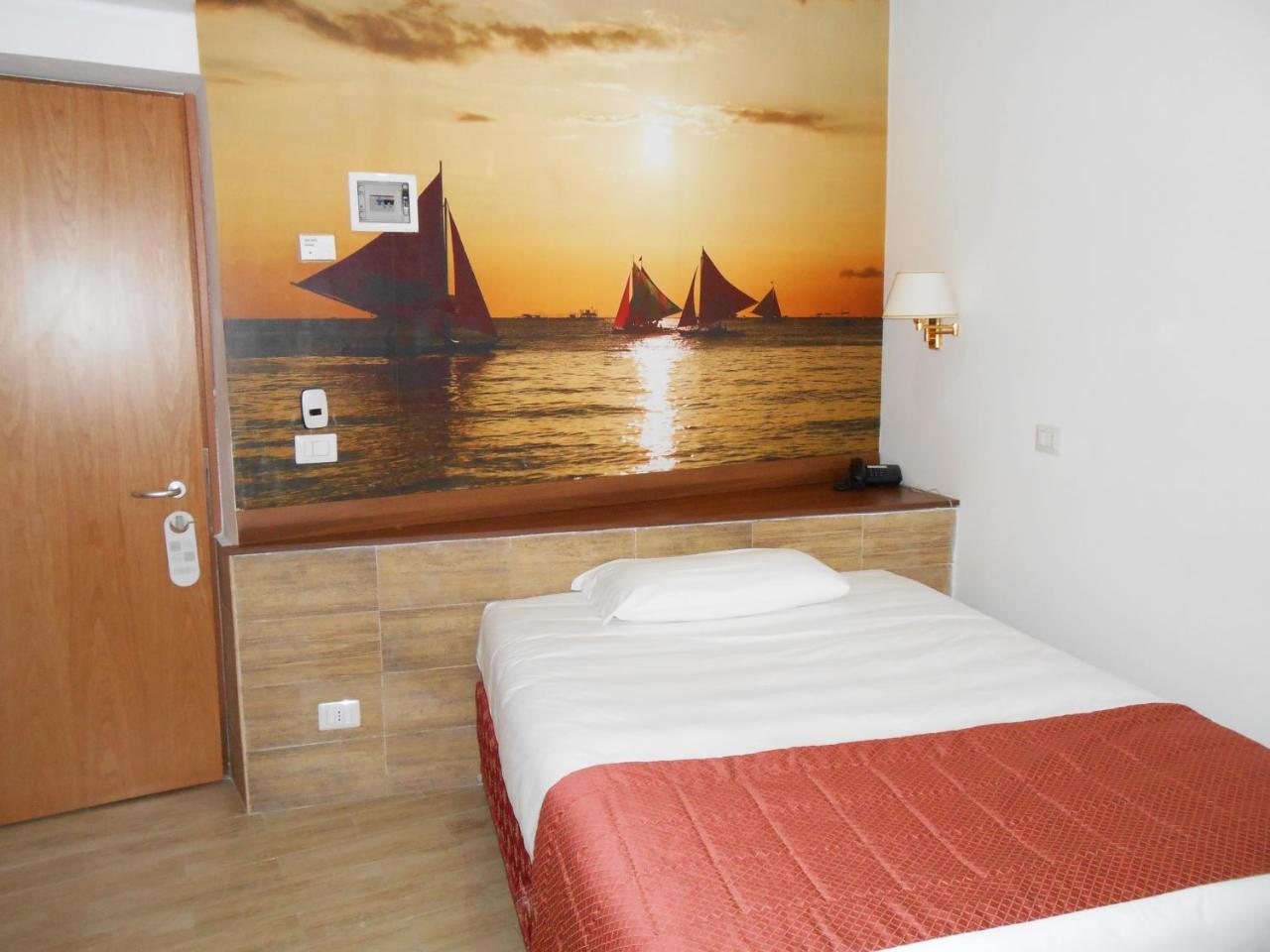 Hotel Riviera Fiumicino Rum bild